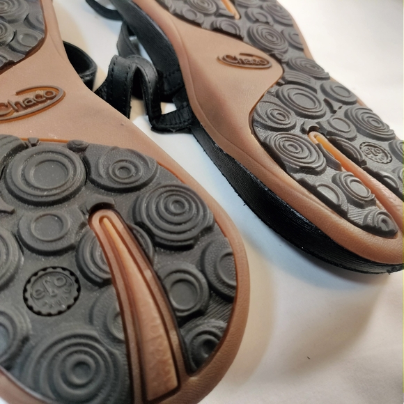 Chaco Cordova Strappy Thong Sandals - Picture 2 of 8